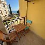 Horizon 13 'a' Appartement *